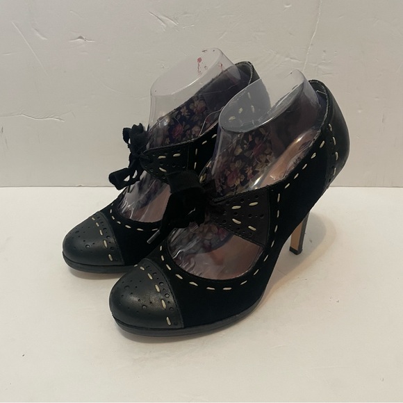 Anthropology Seychelles Women's Black Lace-Up Leather Heels Mary Jane Pump 8.5 - Picture 1 of 8